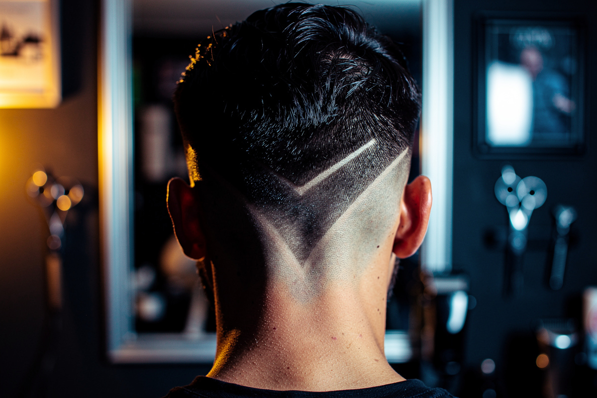 Coupe cuenta : guide complet du dégradé en V tendance TikTok